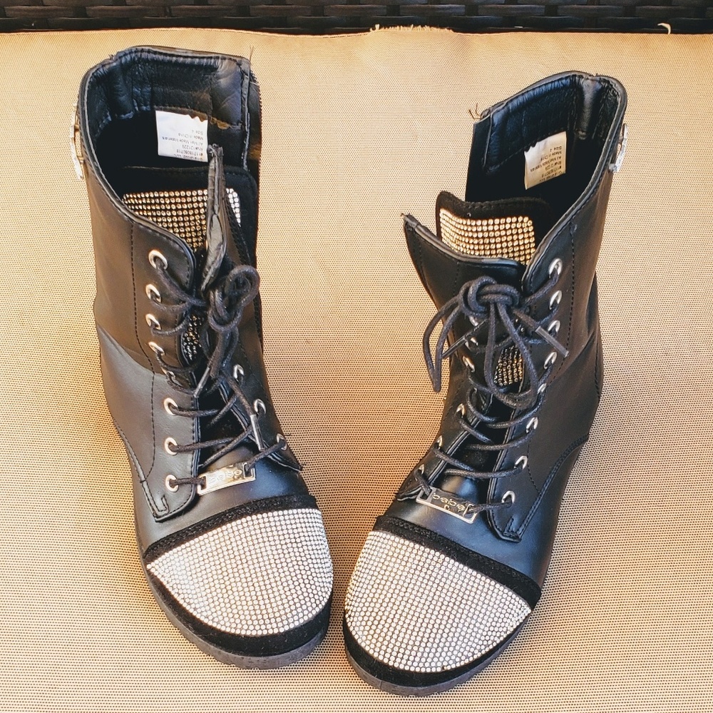 Girls Bebe boots